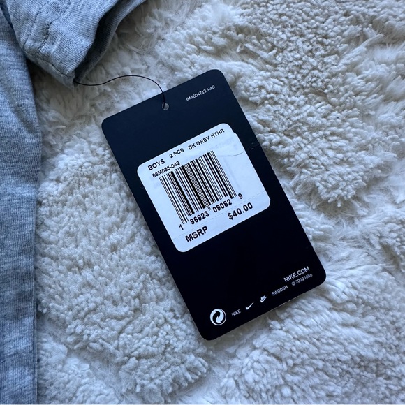 Nike Air | Black And Gray Graphic Nike Air "The Nike Tee" | Size 6 - Picture 7 of 7